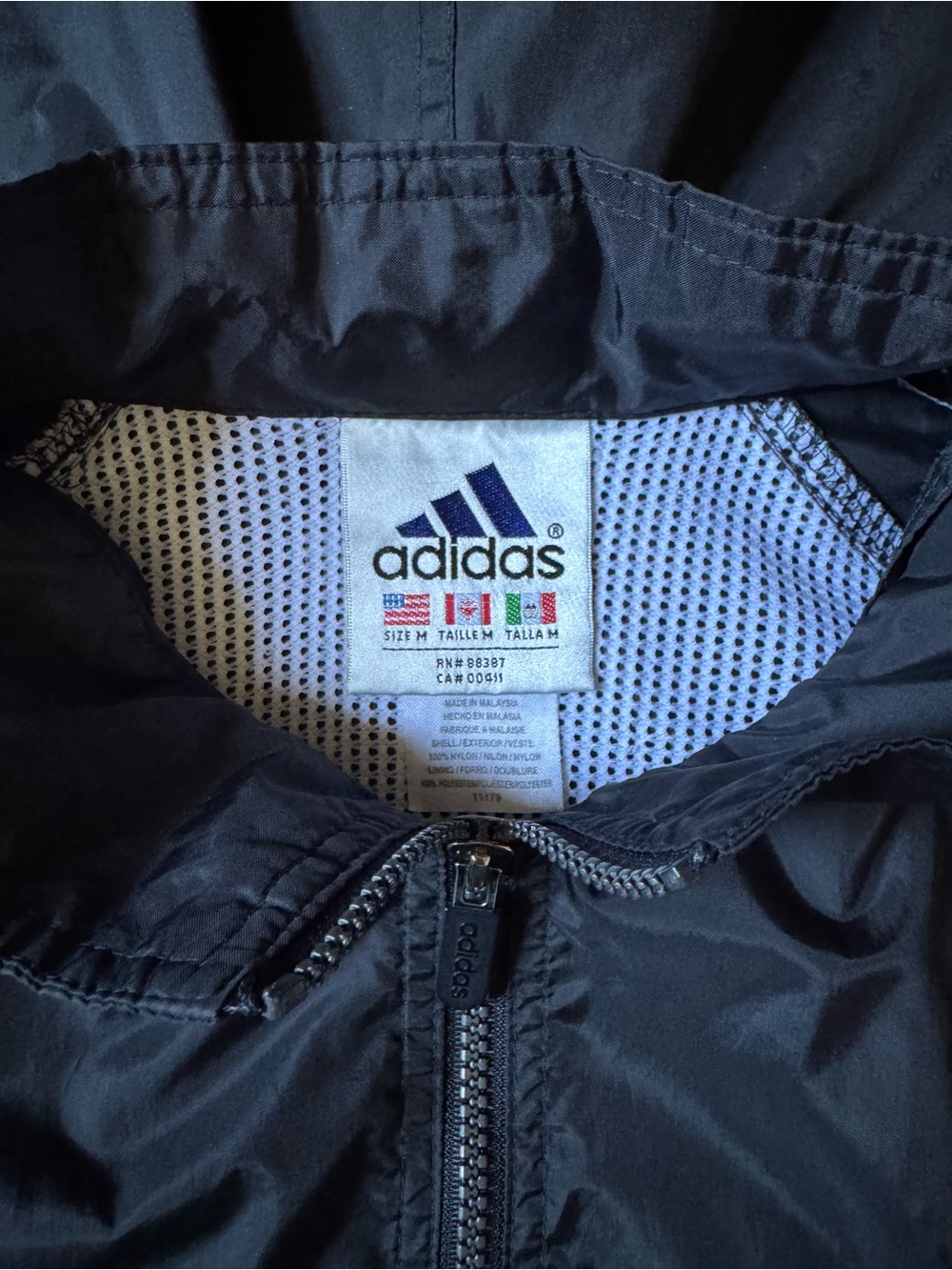 Vintage Adidas Gorpcore Windbreaker - Picture 4 of 5